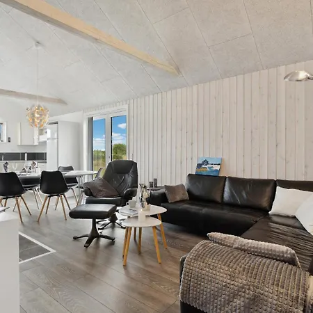 3 Bedroom In 펜션 Skjern