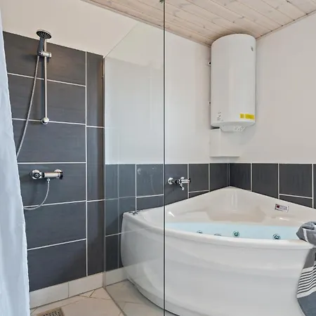 3 Bedroom In